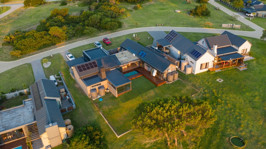 4 Bedroom Property for Sale in Kragga Kamma Eastern Cape